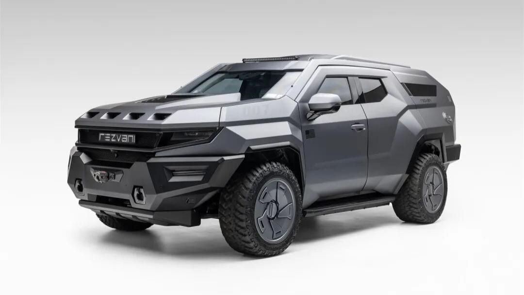 Rezvani的装甲版凯雷德专为世界末日打造，内饰却非常奢华
