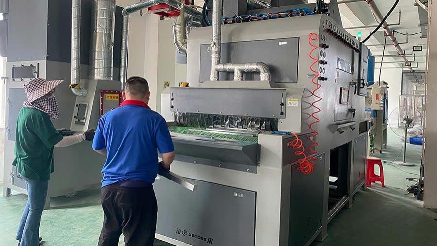 除锈喷砂机工作原理是什么？| 广东鑫百通喷砂机厂家