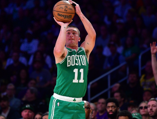 普理查德好像是不爱传球

今天凯尔特人VS雄鹿的比赛内线站人了和自己运不下去了才