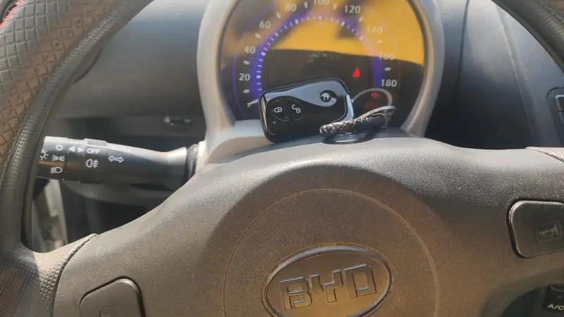 10万级旅行车新卷王！比亚迪海豹06 DM-i，空间大到能当床