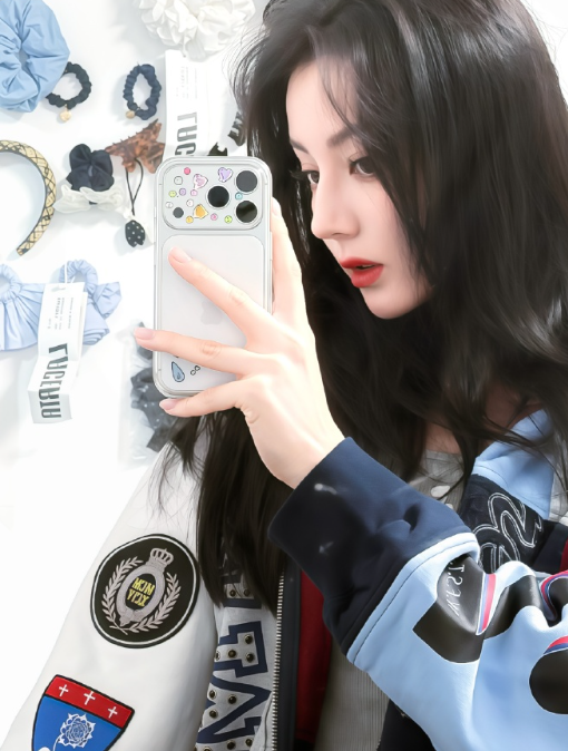 雪花引动星辰的足迹，你是平淡岁月中的光亮