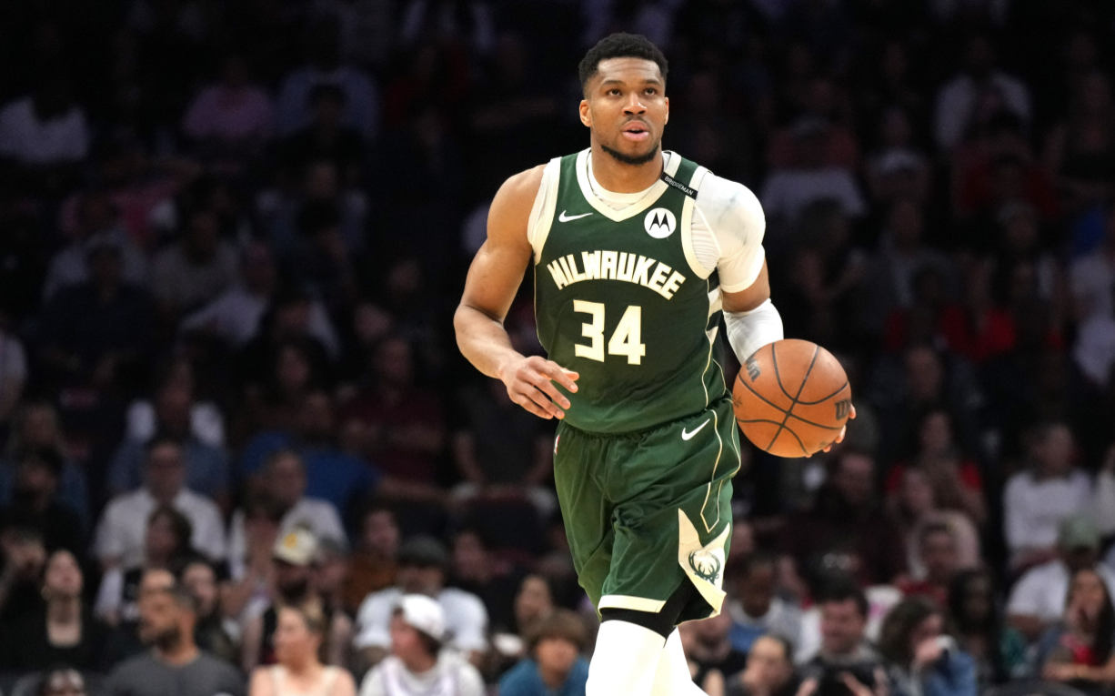 雄鹿的后卫太多了，锋线也不少，缺的是内线

特纳休赛期百分百被交易，雄鹿要培养自