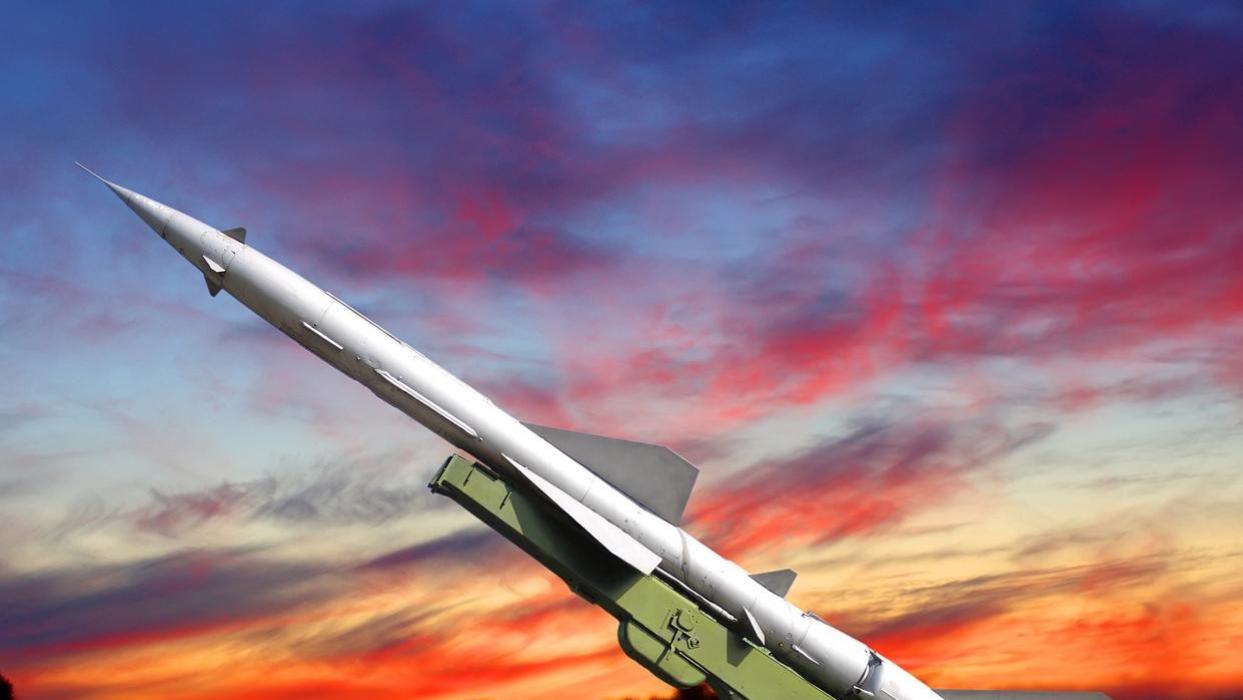 伊朗的反击让美以难以反制，美国急增调“布什”号航母前往助阵