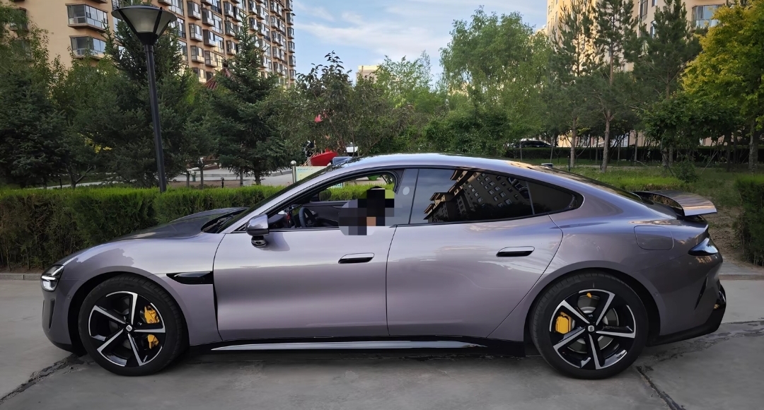 如果有些事遥遥领先了，那么这些只能说是更遥遥领先。我会推荐理想、蔚来、小鹏、极氪