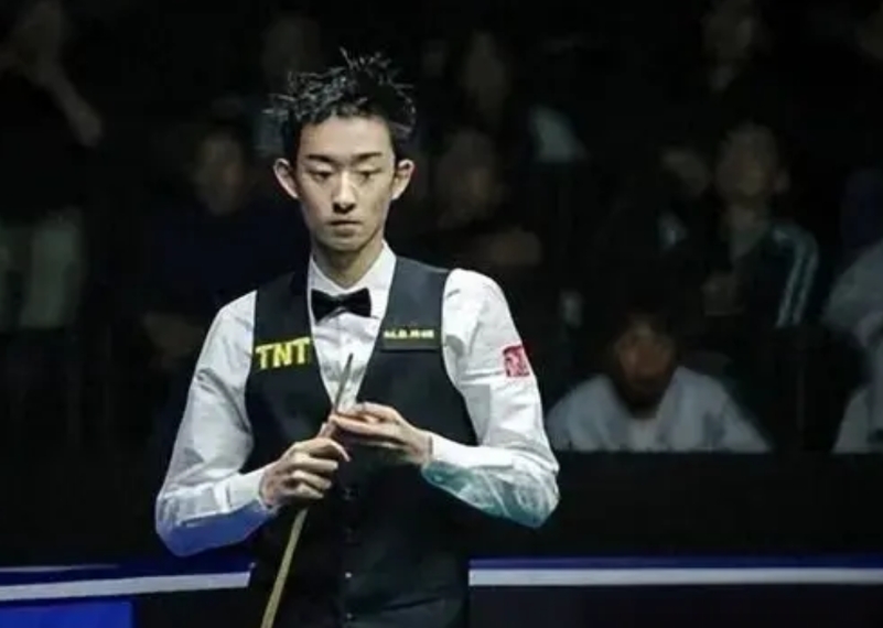 斯诺克世锦赛4月20日赛程看点

世锦赛第3日，今天继续正赛首轮，吴宜泽、雷佩凡