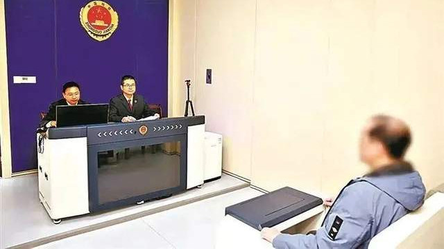 “装大款”男友盗刷女友3万、变卖金饰，判了：是盗窃不是家务事