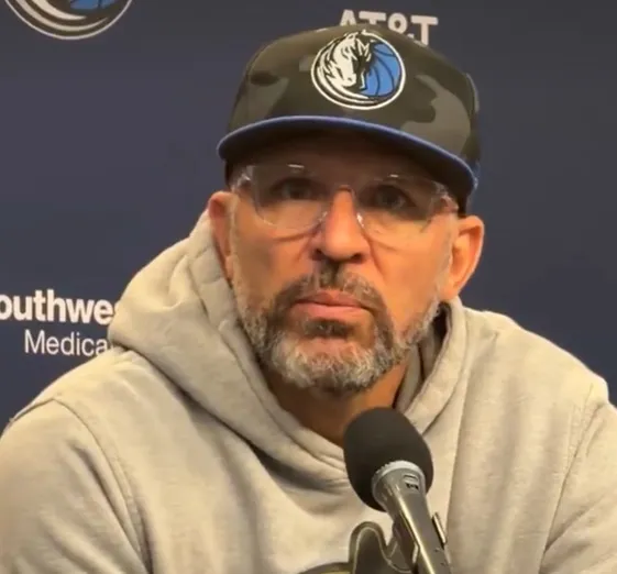 今日NBA常规赛：快船将对阵独行侠。

赛前，独行侠主教练杰森-基德接受媒体采访