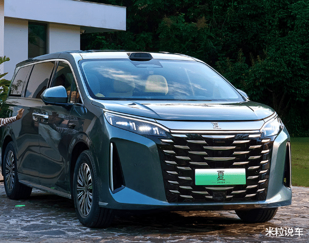 最便宜的比亚迪商务车！超级混动/自动泊车/云辇，真气派