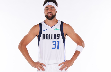 独行侠想卖，热火只想白捡——克莱·汤普森的1740万，正卡在NBA最经典的“谁先眨眼”游戏里