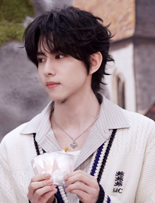 真是羡慕不来，嘴上说着没抽到，结果反手就是隐藏款到手。这运气，不愧是心想事成本人