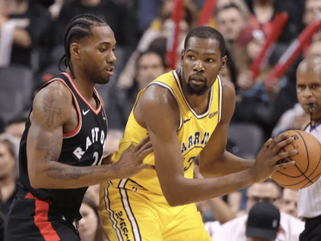 西蒙斯：若只在巅峰一个赛季，我个人会选莱昂纳德而不是杜兰特，如果最巅峰赛季，大家