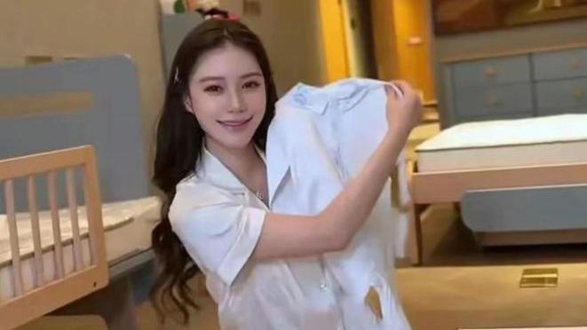 恭喜马筱梅生了大胖儿子！