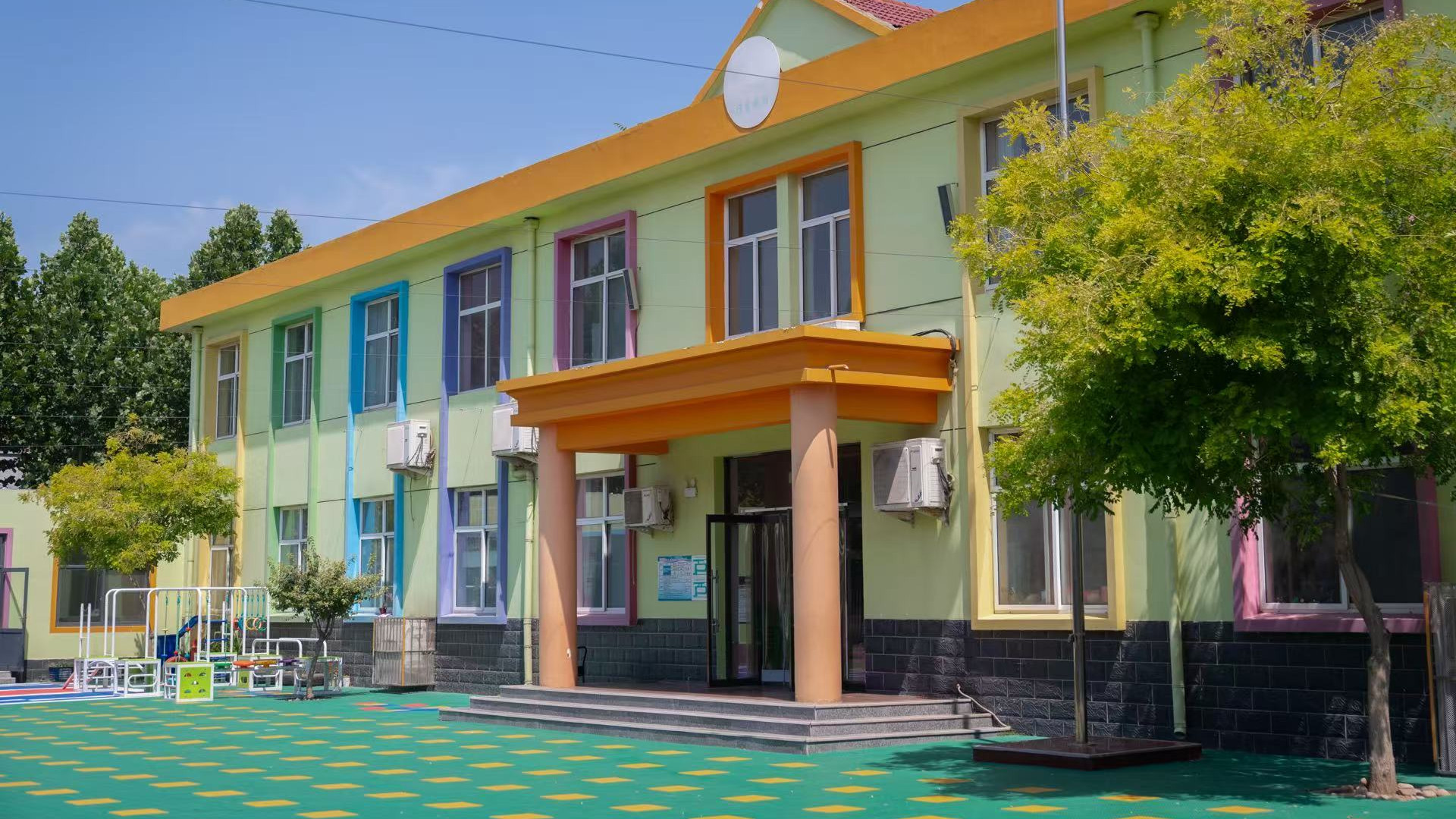 快速让3岁孩子自己吃饭的办法！