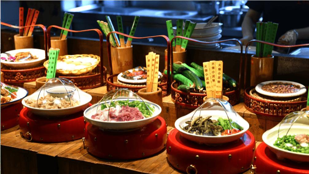 看菜点菜vs黑板菜单：谁更好用？