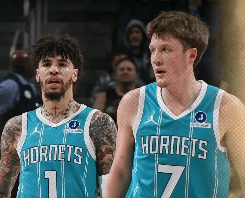 今天NBA常规赛黄蜂主场对阵活塞的比赛已经结束。全场战罢，黄蜂以100-118不