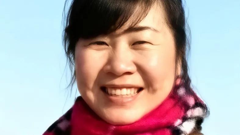 幸福家庭的妻子瓷婚感言：我们注定是彼此的光、彼此的暖……