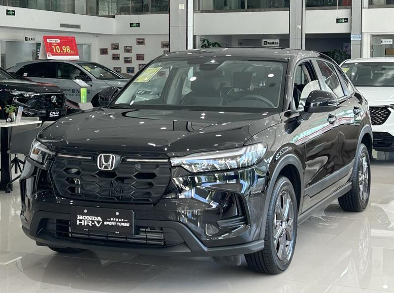 本田新车被4S店员工被撞损，车主想要退换车竟遭拒绝？