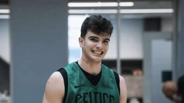 冈萨雷斯协防解析：协防意识和球商属于上乘，帮助绿军提升锋线防守