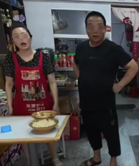 令人唏嘘！苏州一家开了快十年的夫妻面馆，居然因为9毛钱，硬是在24小时内关了门，
