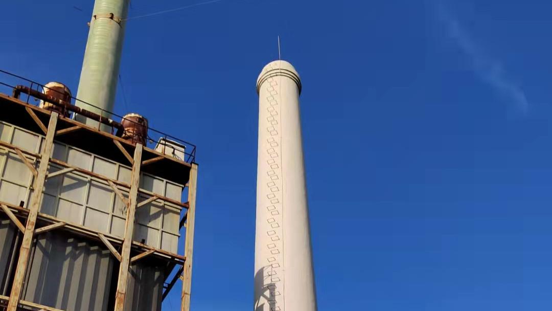 砖烟囱外壁修补翻新刷涂料竣工 匠心修补