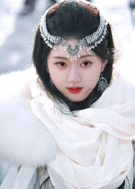 漂亮的眼睛应该流幸福的眼泪