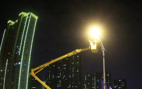 是谁在替我们交电费? 我国的路灯每晚“免费”开, 到底谁来买单? 这是地方财政吃紧的源头吗…