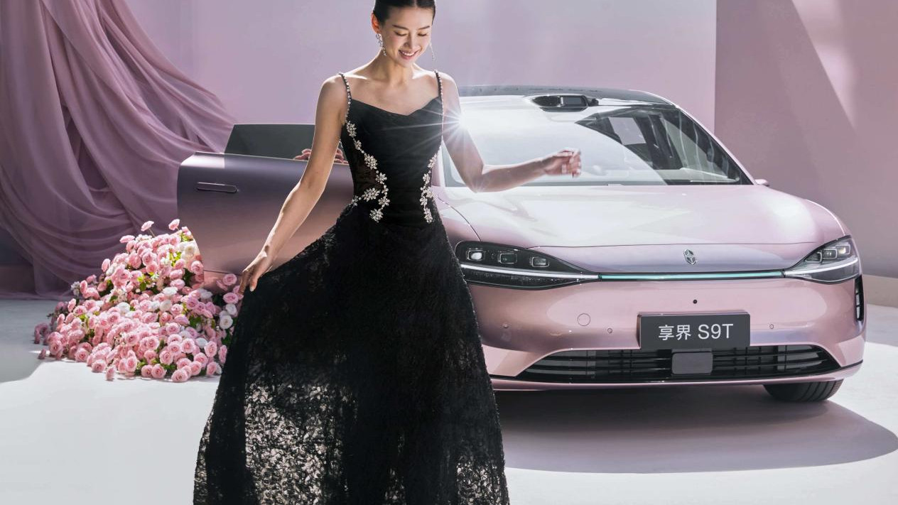 “颜控”时代，为什么汽车越来越重视颜色了？