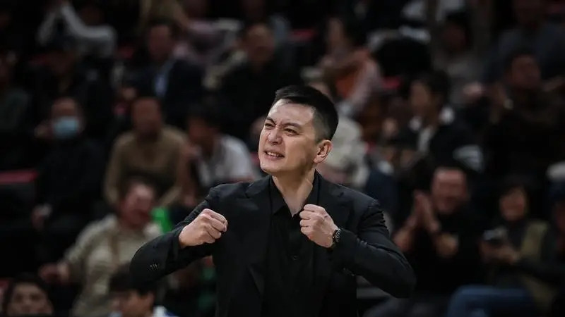 新老交替不给力，外援拉胯把辽篮问题放大！杨鸣辞职为管理层背锅