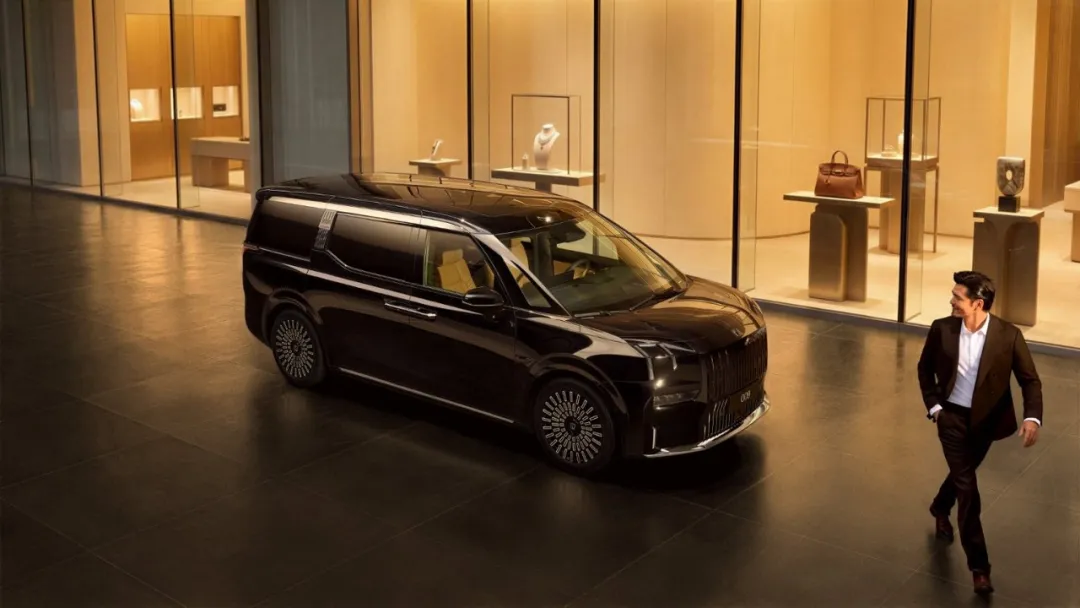 新款极氪009开启预售，配置全面提升，即将正式上市