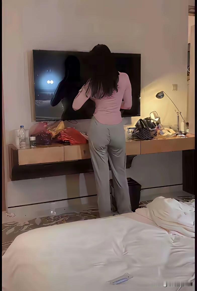 让你不可一世，这回落我手里了吧