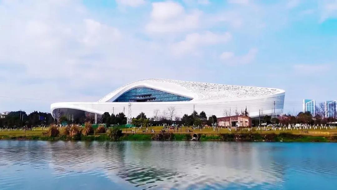 锚定“十五五”，实干开新局丨高水平对外开放谱新篇，更多“邛崃造”扬帆出海