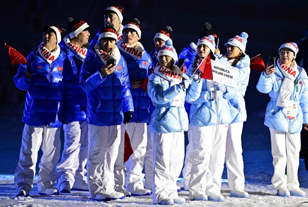 别再说谷爱凌苏翊鸣是‘最稳夺金点’了，听着都心疼。

这份风光背后，是一份份带血