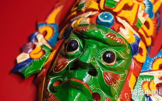 全网嘲我装神弄鬼，真邪祟现身全娱乐圈跪下喊爹