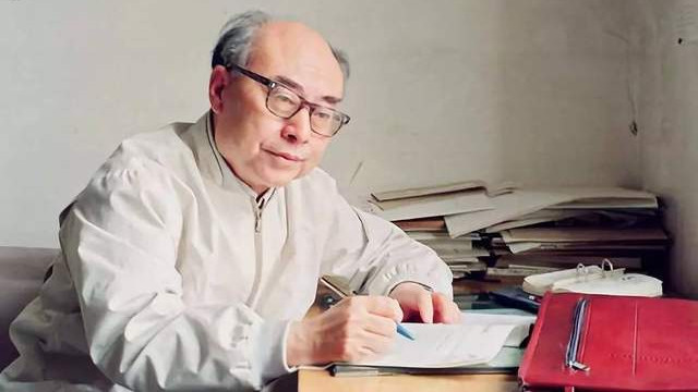 隐锋铸剑，不止氢弹——于敏在核武器小型化与中子弹研制中的不朽功勋