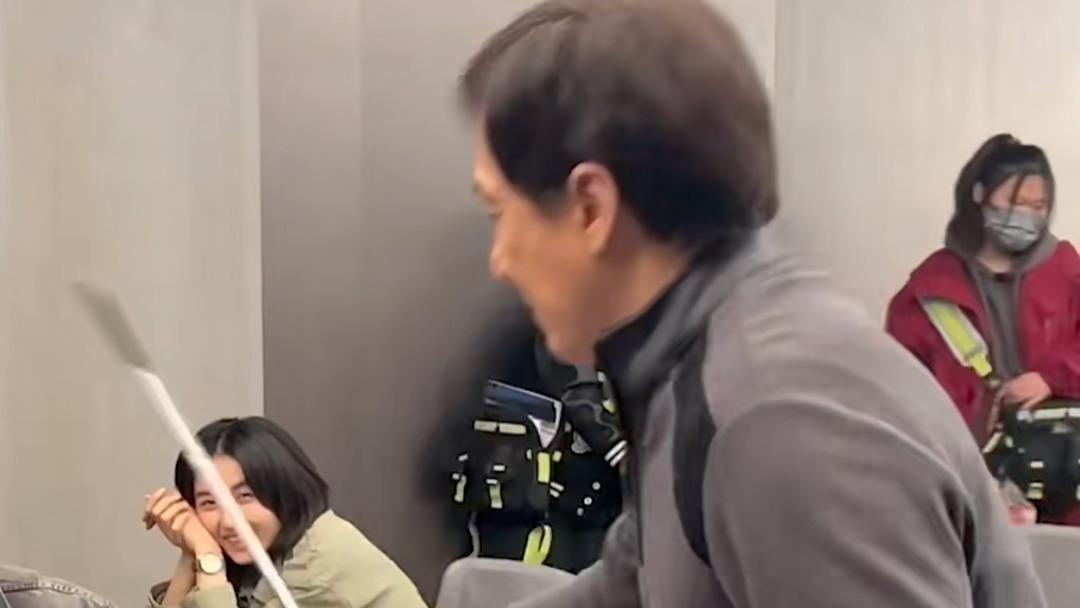 71岁成龙自曝患ADHD求助 罗永浩曾称药物失效引关注