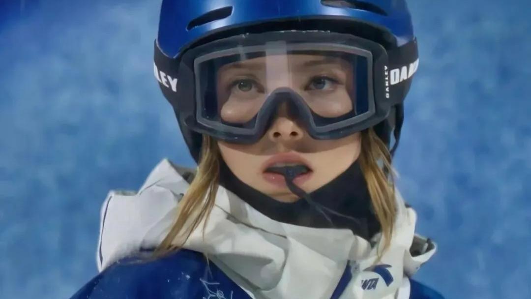 为啥美国死咬谷爱凌不放？不是恨她，是被戳中了最痛的软肋！