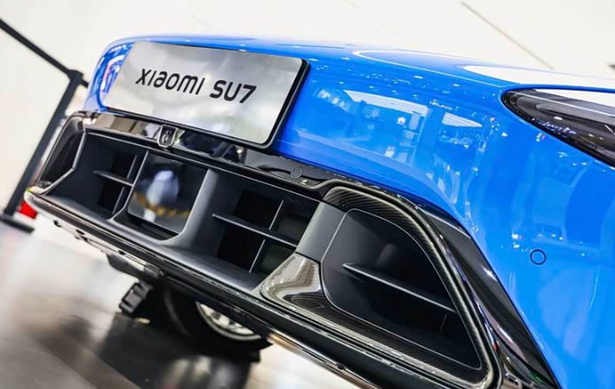 21.99万起！新SU7这一刀，是要把整个新能源市场砍碎吗
从老款直接砍到22万