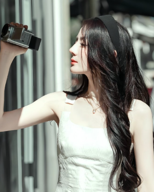 我也待你眉眼如初岁月如故