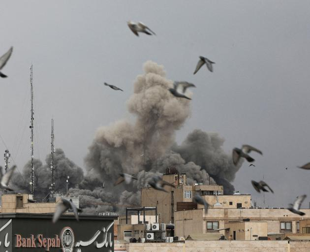 中东战局进一步升级，美国多个大使馆遭袭