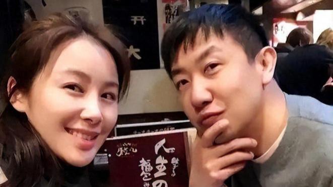 2017年，李呈媛结婚了。对象是导演鄢颇，大她15岁。消息一出，评论区直接炸了