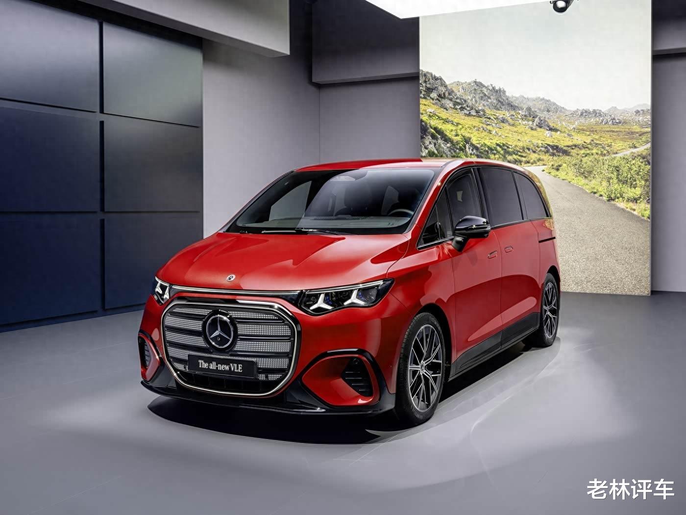 平地里一声惊雷：奔驰全新MPV竟然抄袭国产车？