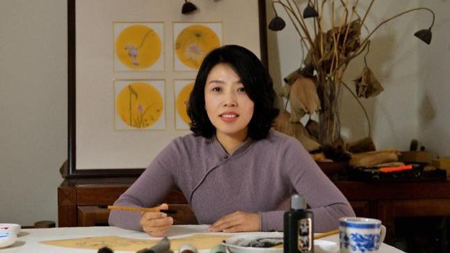 曹妃甸：埋头做书画艺术的辛勤耕耘者——中国女画家协会会员韩平