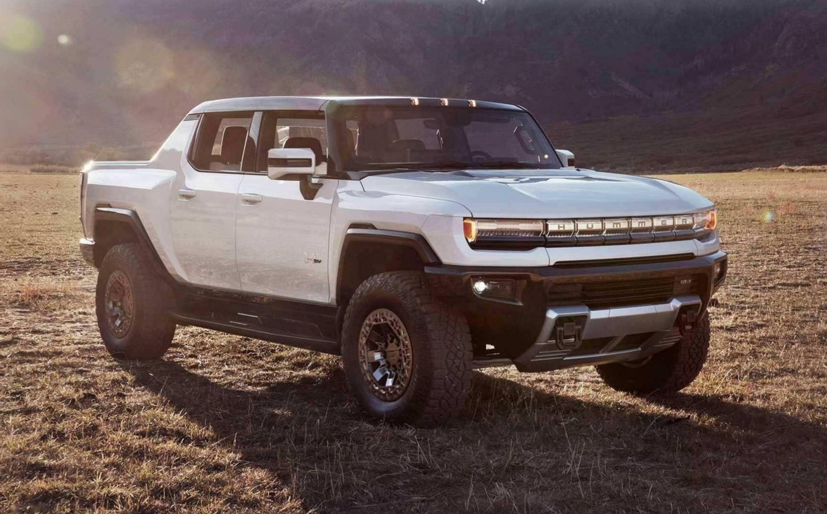 600kg电池包没有60L油箱跑的远？电车减重迫在眉睫！