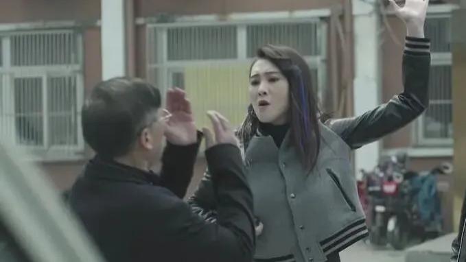 疯人院里的大爱挡也挡不住