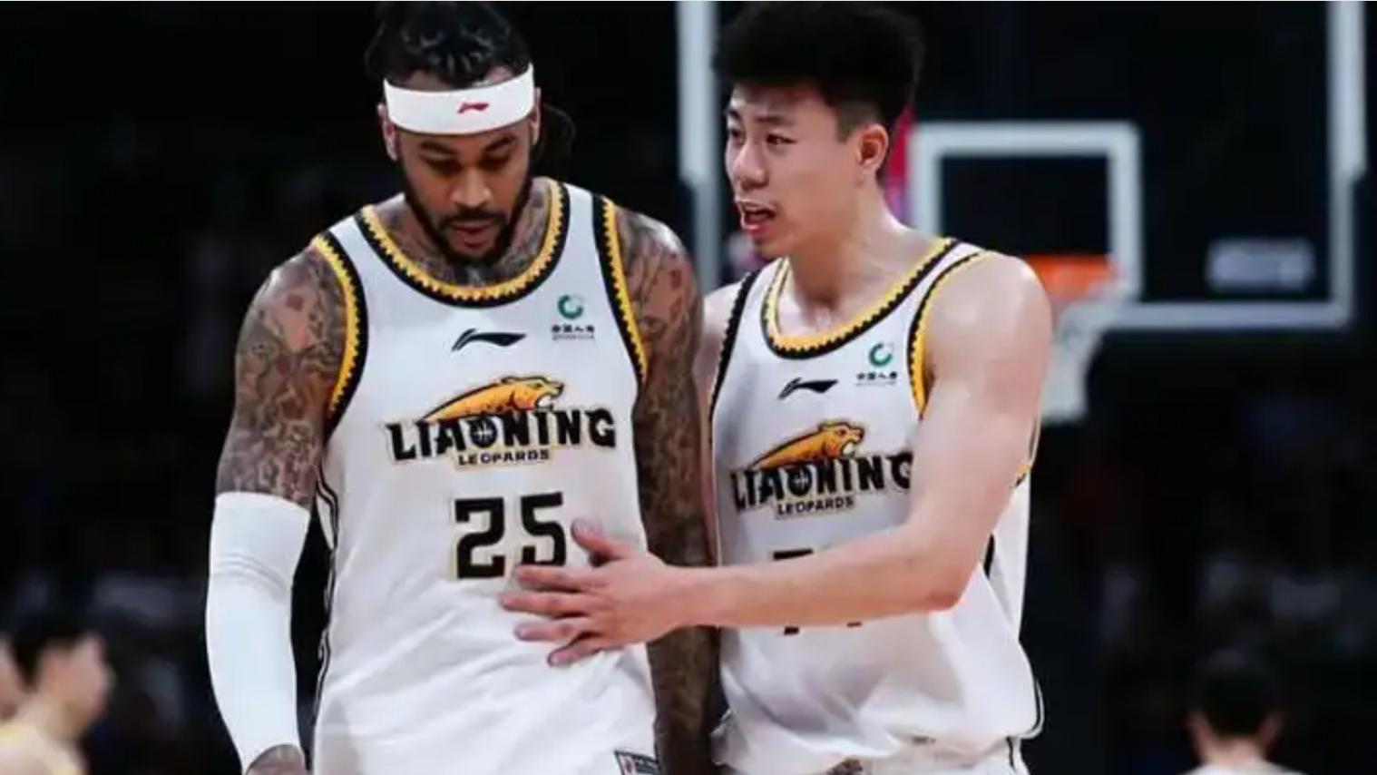 笑喷！莫兰德喷张镇麟：你为了老婆背叛我去上海！金金：你不也去了广东？