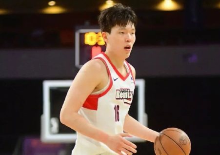 北京时间4月4日，NBA G联赛季后赛西部半决赛开打，撕裂之城混音95-107不