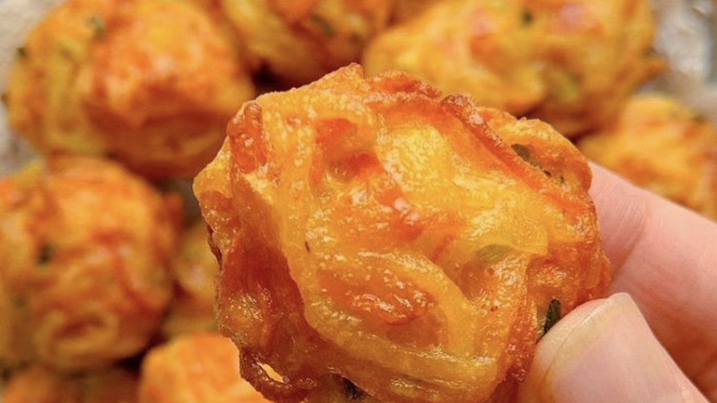 外酥里糯！零失败的土豆胡萝卜丸子在家就能做