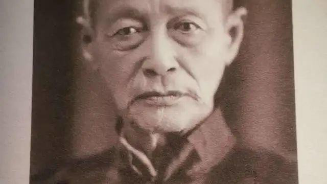 【萨镇冰】他亲睹中国站起来：见甲午海战败，又见志愿军强取汉京