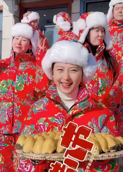 李亚鹏没压住，估计张雨绮也压不住，闫学晶这把火越烧越旺了
李亚鹏这几天频繁上热搜