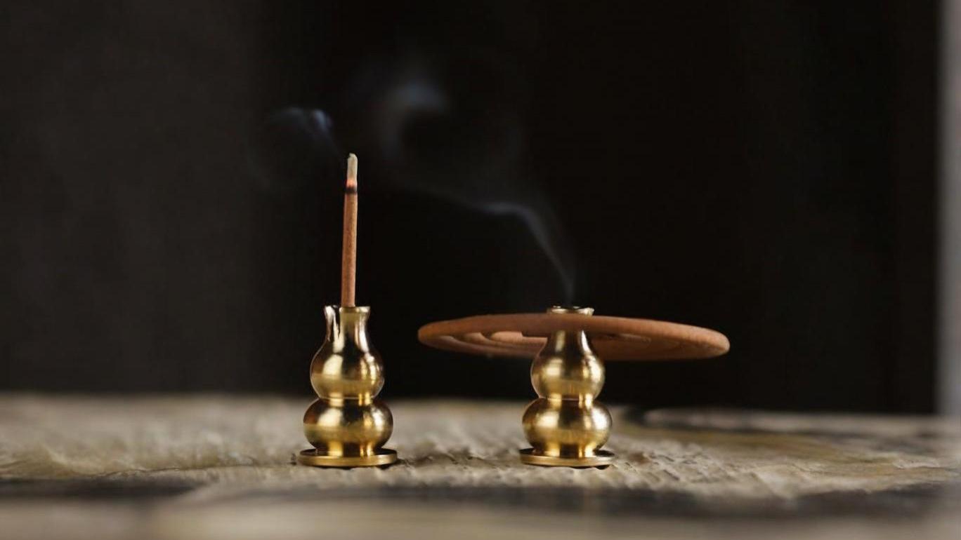 福禄相伴：一只葫芦香插，为日常焚香添份福气